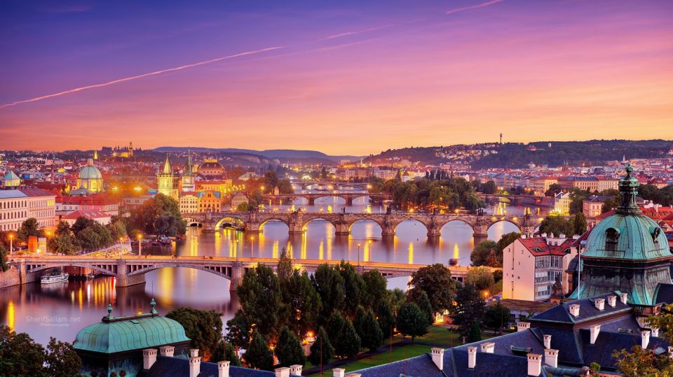 Prague: Scenic Private Running Tour - Key Points