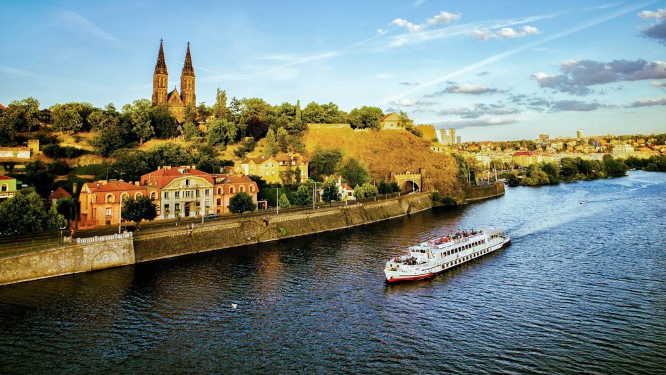 Prague: Vltava River Night Cruise With Buffet - Key Points