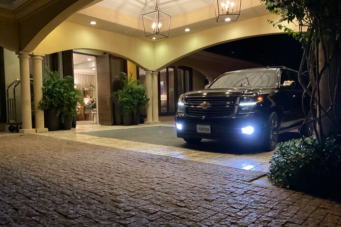 Private Luxury SUV Transfer Providenciales Airport (ONE WAY) - Key Points