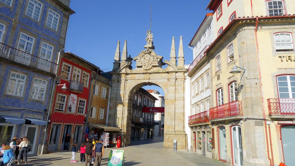 Private Tour to Guimarães and Braga, Two Incredible Cities - Key Points