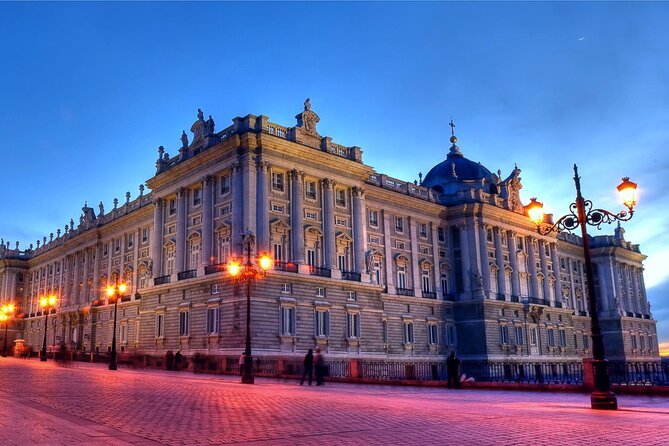 Royal Palace & Madrid Private Tour With Tapas and Drinks - Key Points