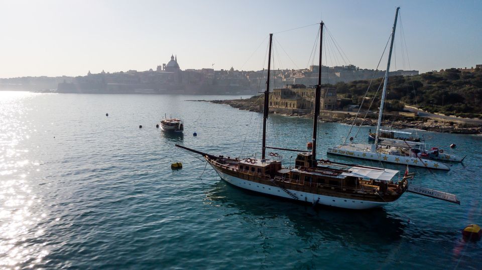 Sliema: 3-Islands Cruise With Buffet Lunch and Drinks - Cruise Experience