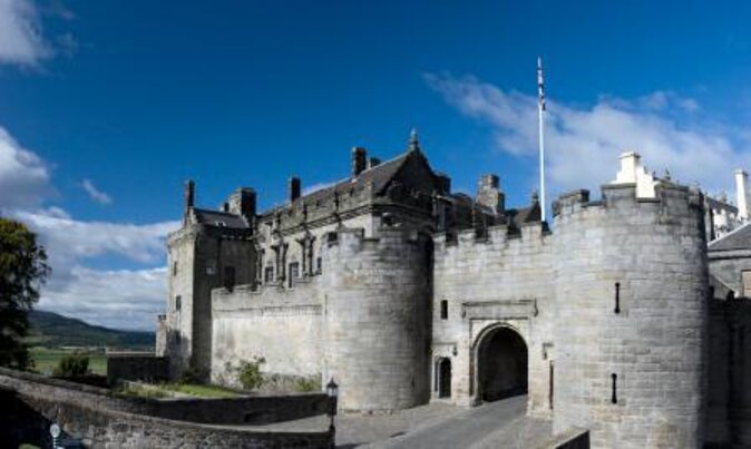 Stirling Old Town Walking Tour - Key Points