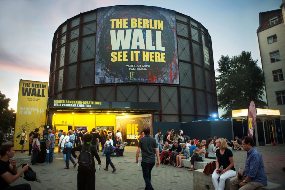 The Wall: Asisi Panorama Berlin Ticket - Key Points