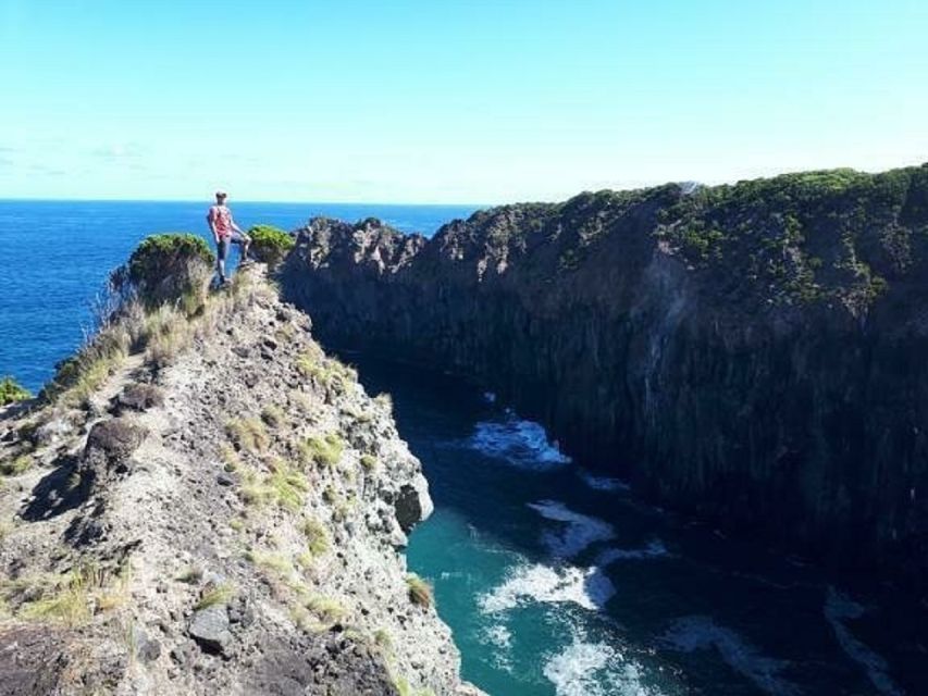 Third Island: Hiking Trail Bays of Agualva - Tour Overview