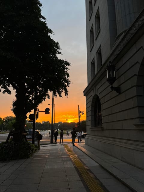 Tokyo : Imperial Palace Night Running Tour - Key Points