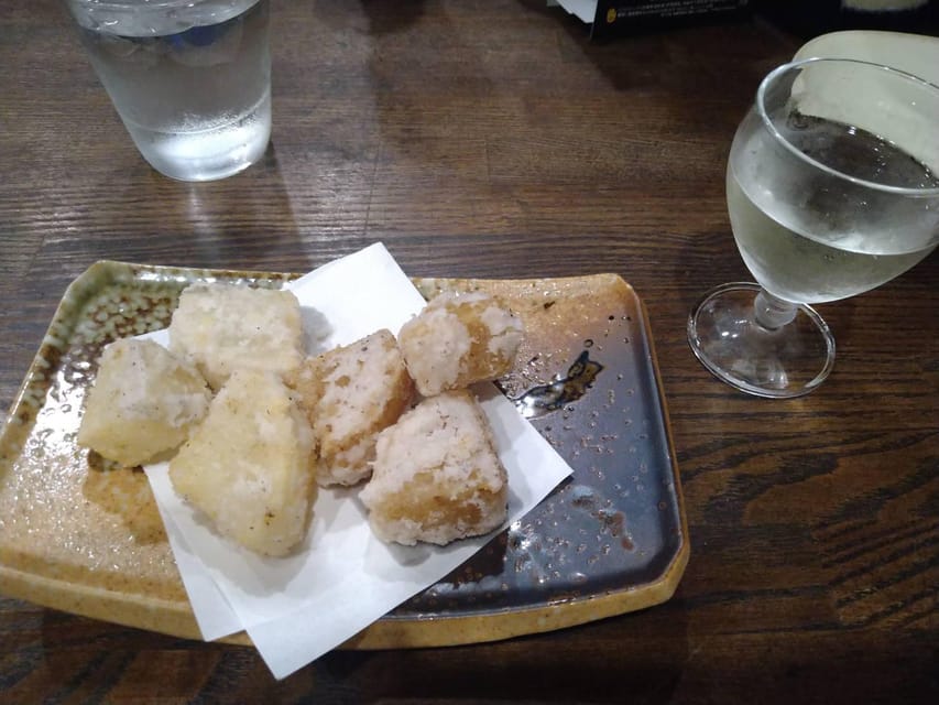 Tokyo: Izakaya Tour in Shinjuku Arakicho With Local Guide - Key Points