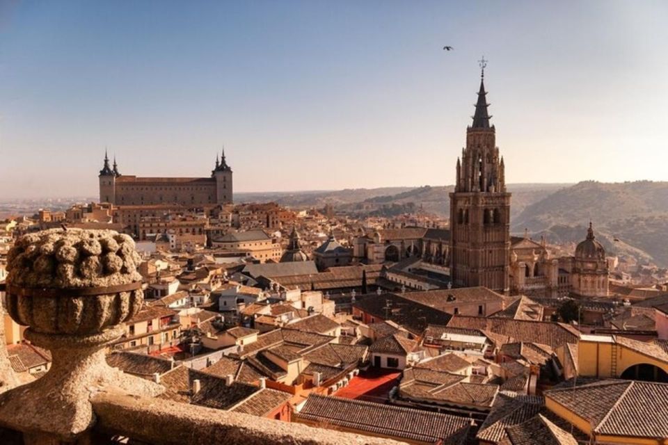 Toledo : Private Walking Tour With a Pro Guide - Key Points