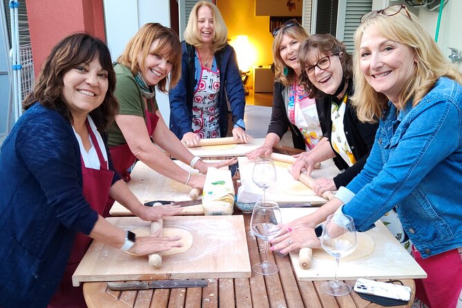 Tuscan Pasta Making Class in Florence With a Local Expert - Key Points