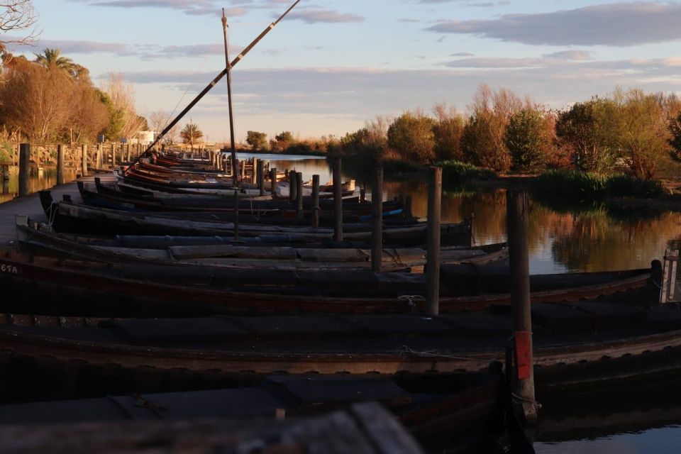 Valencia: Local Market, Boat Trip & Paella Workshop. - Key Points