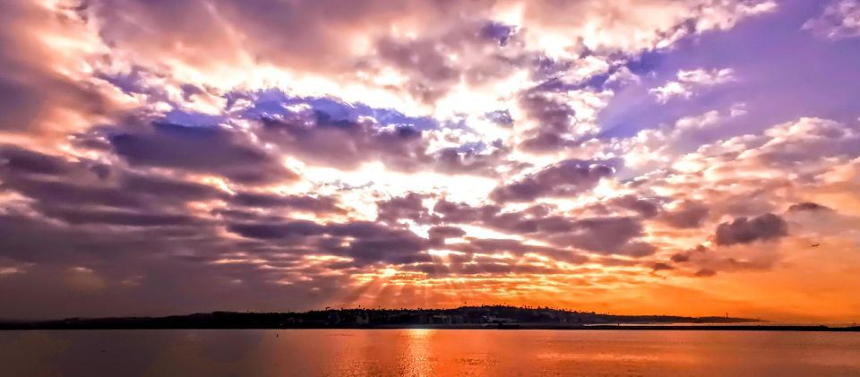 Venice Beach Scenic Photo Tour of Famous Iconic Spots - Key Points