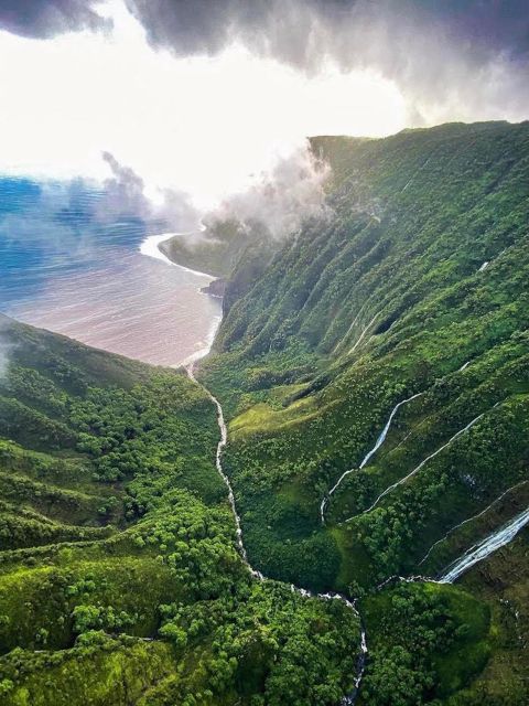 West Maui and Molokai Special 45-Minute Helicopter Tour - Key Points