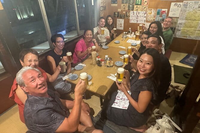 3 Hours Sake and Izakaya Tour in Kyoto With Miss Sake