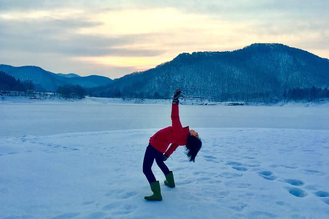 Early Morning Fantasy Snow Crossing Experience