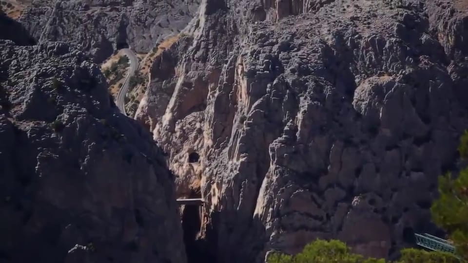 El Chorro: Caminito Del Rey Gorge Route Guided Walking Tour - Tour Overview and Pricing
