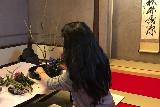 Japans Customs of Ikebana Art, Tea Ceremony & Kimono Welcome