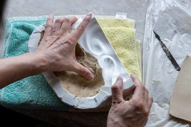 Kutani Ware Ceramics Tour at Isokichi Shinko Kiln