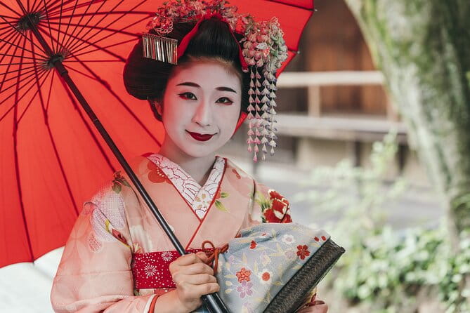 Kyoto Kimono Rental Experience and Maiko Dinner Show - Overview of the Kyoto Kimono Rental Experience