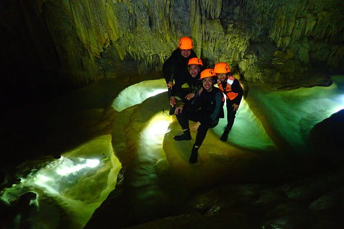 [Okinawa Miyako] Mysterious! Ryugu Miyagi Exploring! Pumpkin Limestone Caving