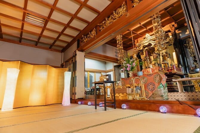 Osaka: Tea Ceremony Experience at the Temple
