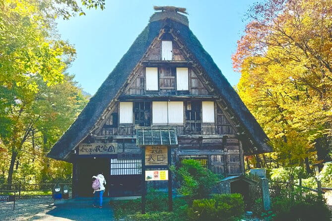 Private Guided Tour of Shirakawa-go - Tour Overview