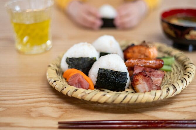 Private Onigiri Experience in Japan - Lunch and Beverages