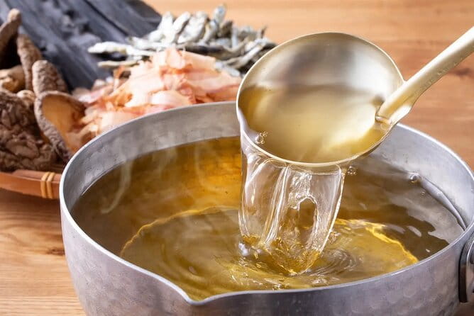 Private Umami Udon Making and Discover Dashi Secrets in Tokyo