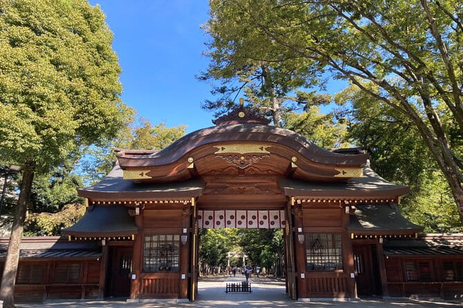 Walk Around Okunitama Shrine Private Tour in Tokyo - Meeting Point and Tour Details