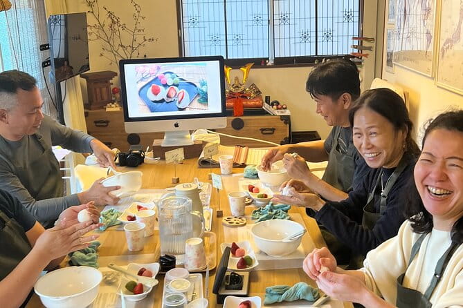 Private Mochi・Matcha Sweets Making Class Near Shibuya Area - Instructors Expertise in Japanese Culture