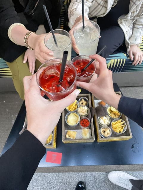 Barcelona : Bar Hopping - Tour Overview