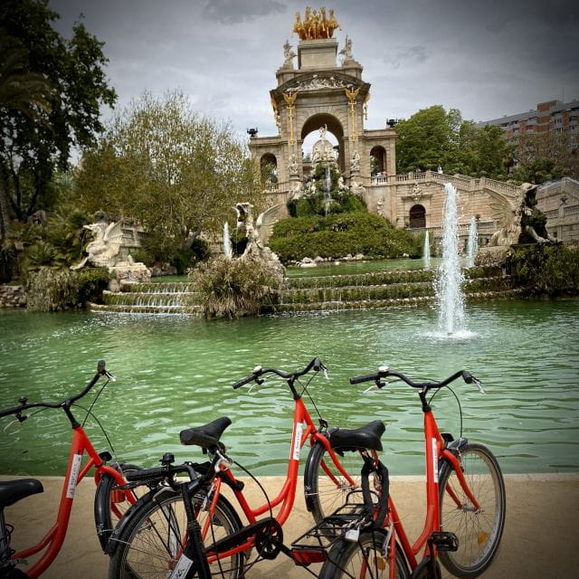Barcelona: Bike Rental Shop Rambla
