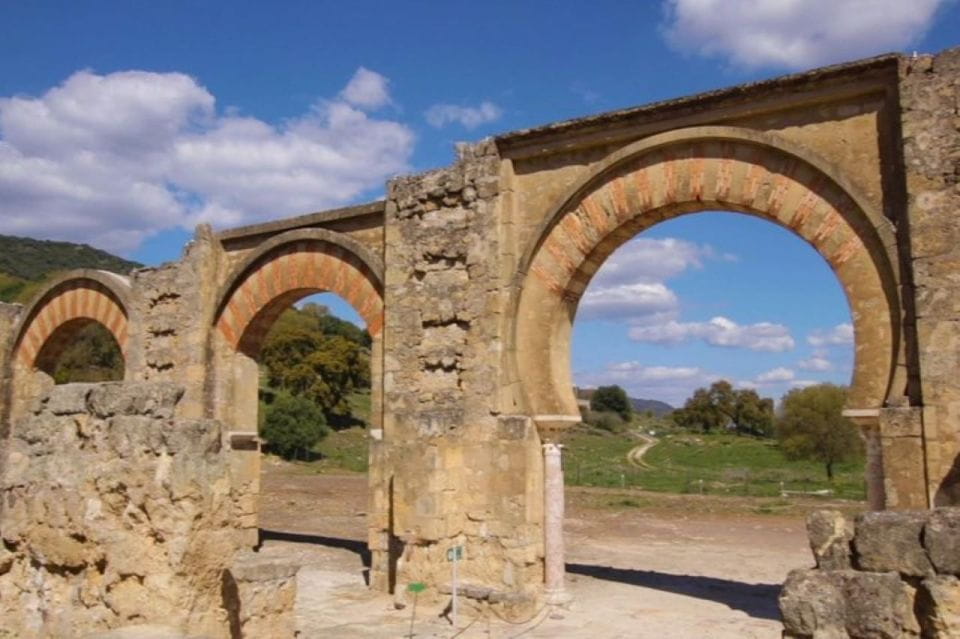 Cordoba: Medina Azahara Guided Tour With Ticket