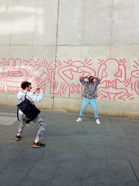 Exclusive Gallery Walk in Barcelona'S Art District - Overview of the Gallery Walk