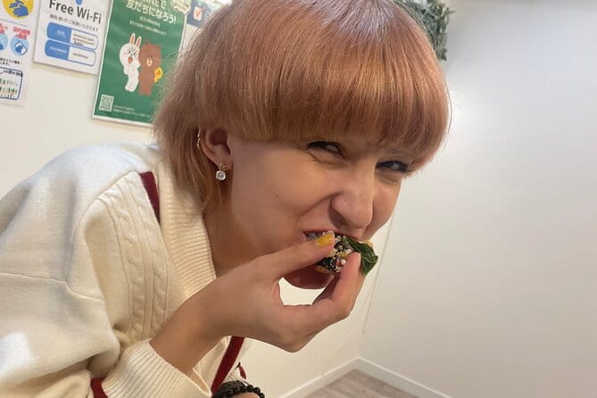 Experience Calligraphy and Decorative Sushi Roll in Tokyo