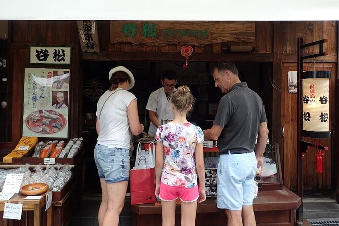 Food and Culture Walk in Takayama - Meeting Point and Directions