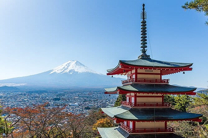 From Tokyo: Mount Fuji Highlights Tour With Kawaguchi Lake Cruise