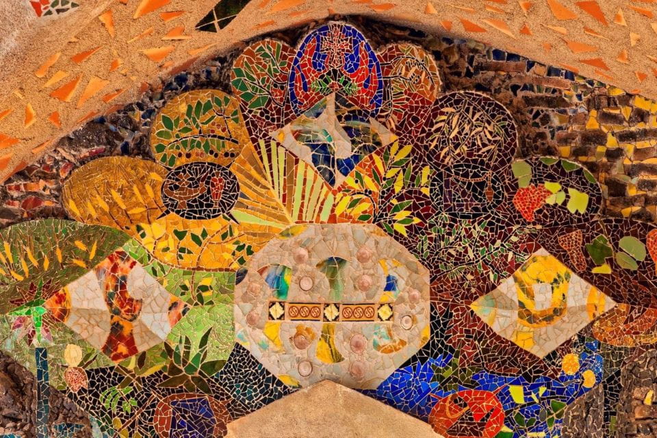 Highlights Guided Visit to the Crypt and the Colonia Güell - Tour Overview