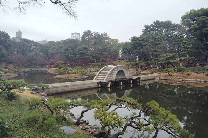 Hiroshima Shukkei-En Garden With Local Guide 90MIN