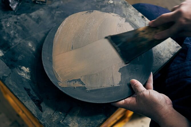 Hiroshima: Traditional Lacquer Art & Studio Tours(Gift Included)