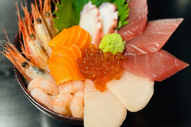 Kanazawa: 2-Hour Private Tour of Omicho Market With Tastings - Overview of the Omicho Market Tour