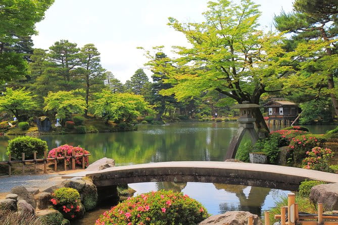 Kanazawa Private 1 Day/Photoshoot by Professional Photographer - The Photoshoot Experience