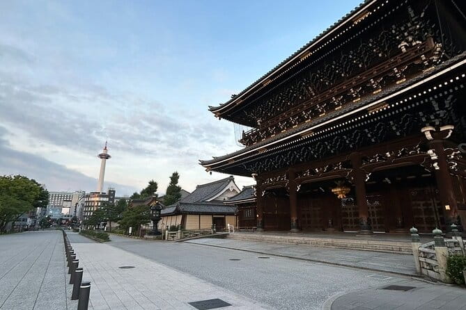 Kyotos Recommended Ramen Tour & Nishiki Market Tour - Tour Overview