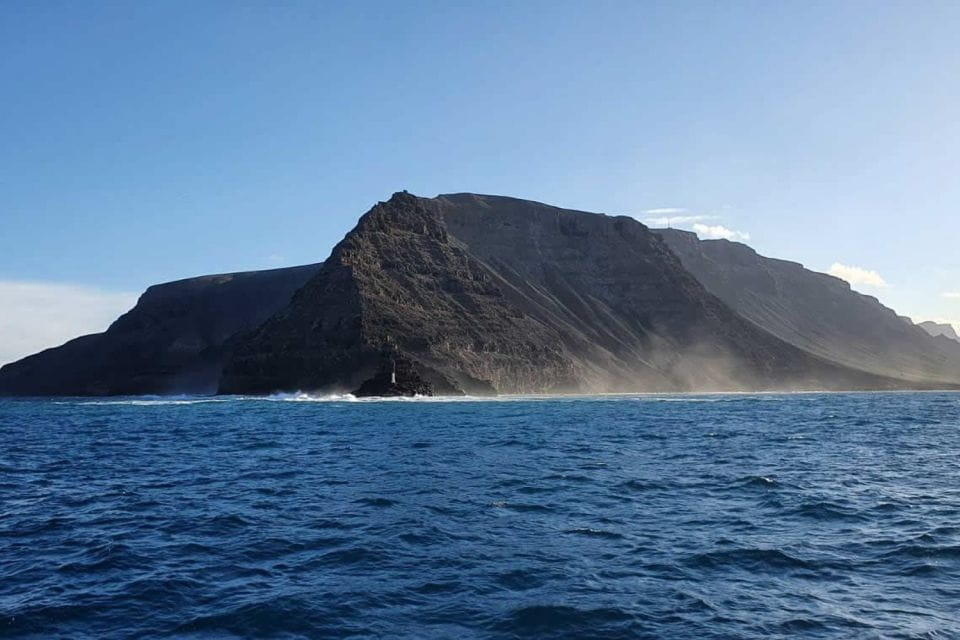Lanzarote: Roundtrip Ferry Transfer to La Graciosa - Overview of the Ferry Transfer