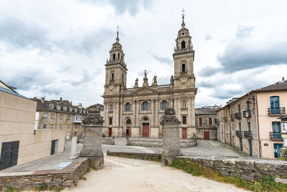 Lugo: Cathedral of Santa Maria Entry Ticket and Audio Guide - Ticket Information and Booking