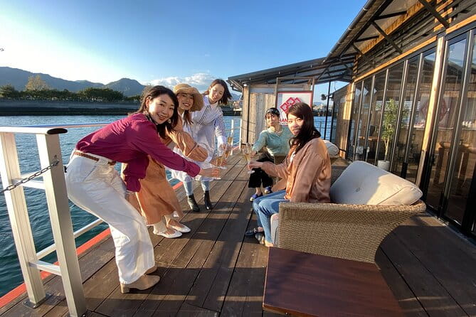 Lunch on Raft-Style Boat HANAIKADA on the West Coast of Miyajima - Location and Access to the Meeting Point