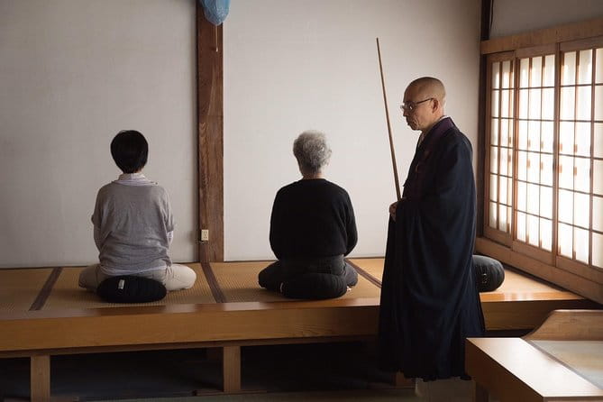 Mihara Goshushi Tour-Walking Around the Castle Town Mihara-