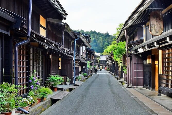 Nagoya to Hida Takayama & Shirakawago World Heritage Day Tour - Tour Overview