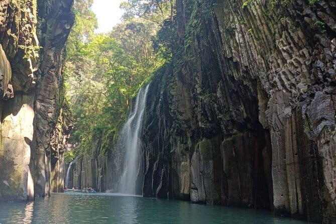 One-Day Customized Minami-Aso & Takachiho Tour