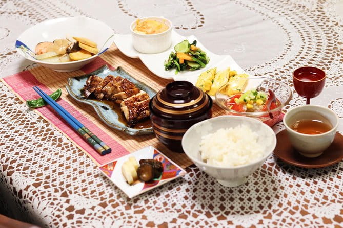 Private Authentic Osaka Home Cooking With Local Mother Yoshiko - Overview of the Cooking Class Experience