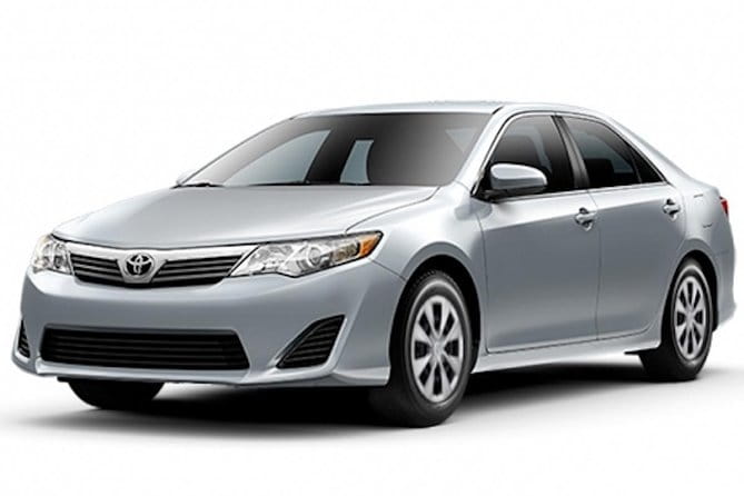 Private Sedan Hire in Osaka City With English Speaking Driver